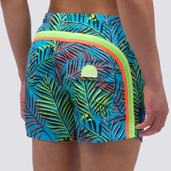 Sundek SHORT SWIMSUIT WITH ELASTIC WAIST AND NEON LEAVES PRINT - Picture 2 of 8